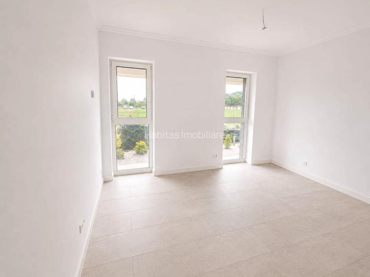 0%  Apartament 4 camere, 90 mp utili,finisat, str A. Iancu Floresti - 17