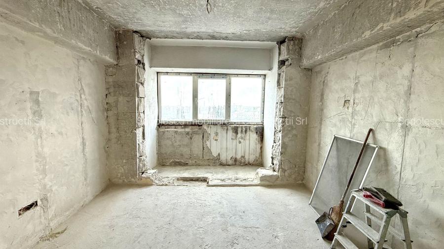 APARTAMENT SPATIOS CU VEDERE PE 2 PARTI - 12