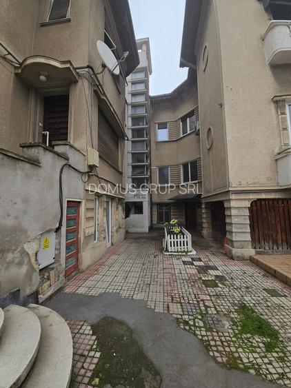 Vând apartament cu 2 camere str Mircea - 6