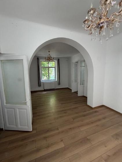 Zona Unirii, apartament parter vila, curat,luminos, linistit,curte