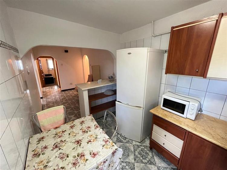 Apartament 3 camere + extindere zona Independentei
