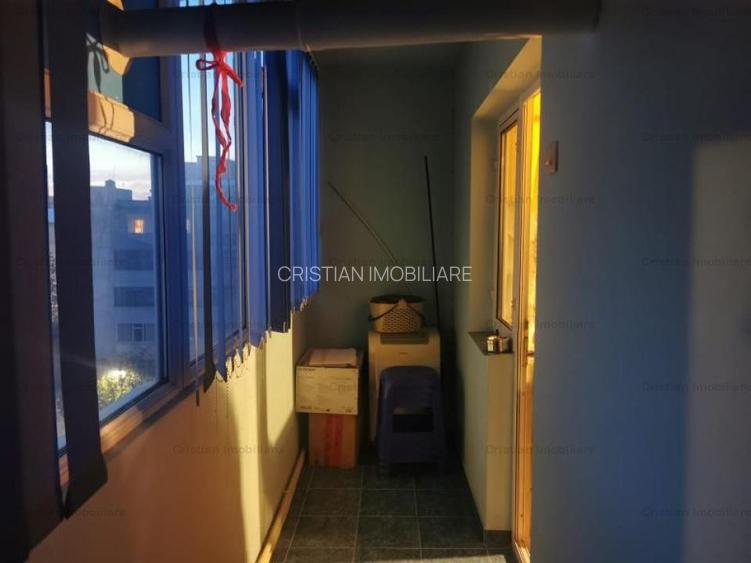 SPATIOS! Ap 3 cam, cf.1 decomandat, Scolilor , Toate dotarile necesare - 9