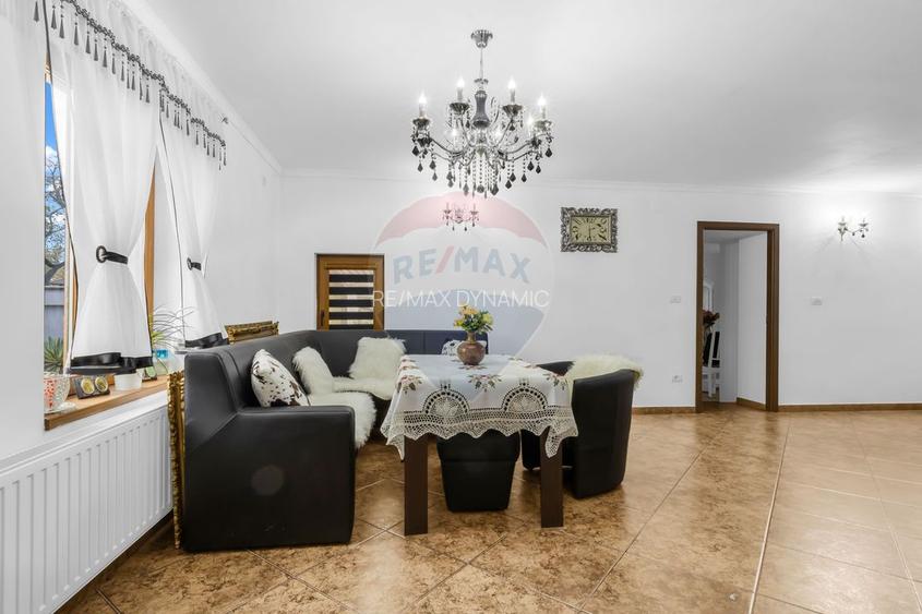 Casă noua pe colt si teren 1079 mp de vanzare in Macea,Arad - 11