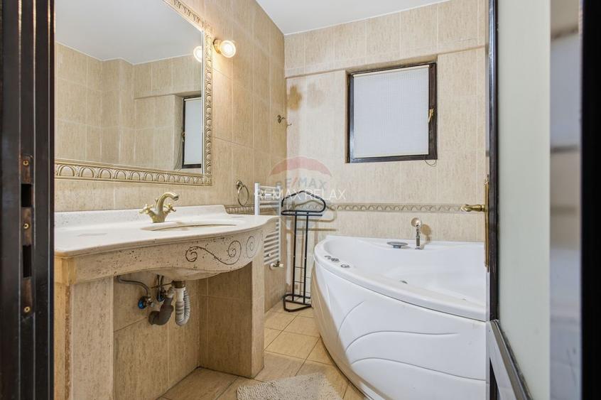 PENTHOUSE ULTRACENTRAL CU PRIVELISTE PANORAMICĂ | 3 CAMERE - 19