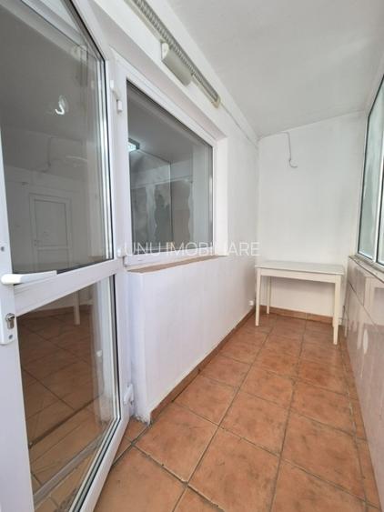 2 camere decomandat 54mp bloc 1986 zona brd cug - 3