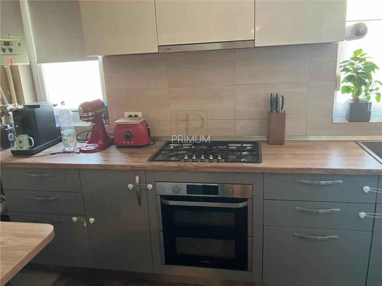 BUZIASULUI - PENTHOUSE LIFT - 3 cam - 2 bai - 2 terase - incalzire pardoseala - - 8