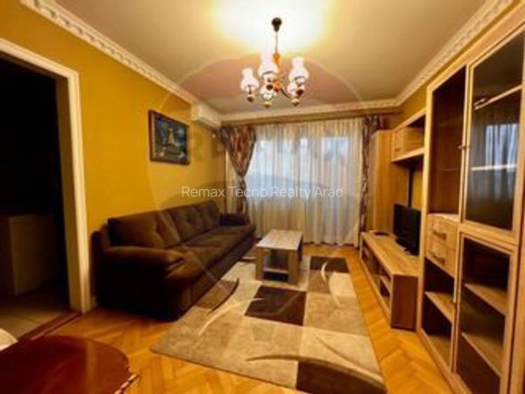 Apartament cu 2 camere etajul 2 de închiriat în zona Podgoria - 2