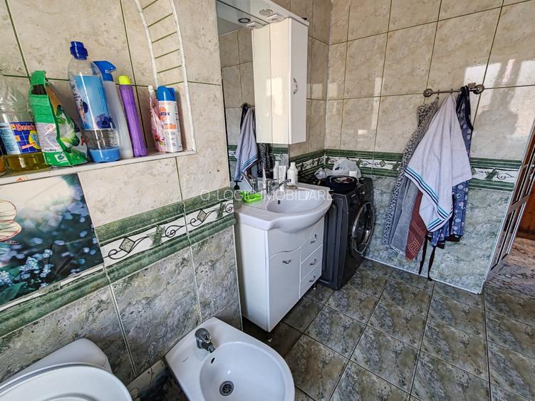 Apartament 6 camere confort sporit zona Sprenghi - 26