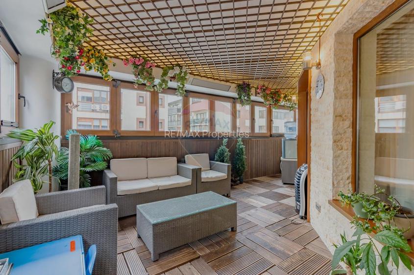 Apartament special | 137.36mp utili | 143mp utili totali | 2009 - 14