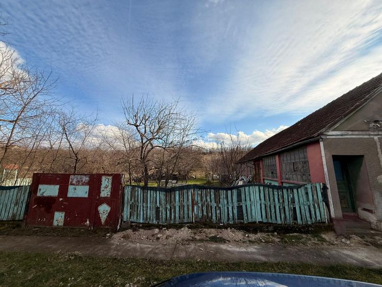 Teren cu deal, panorama si potential de investitie – Cornesti - 10