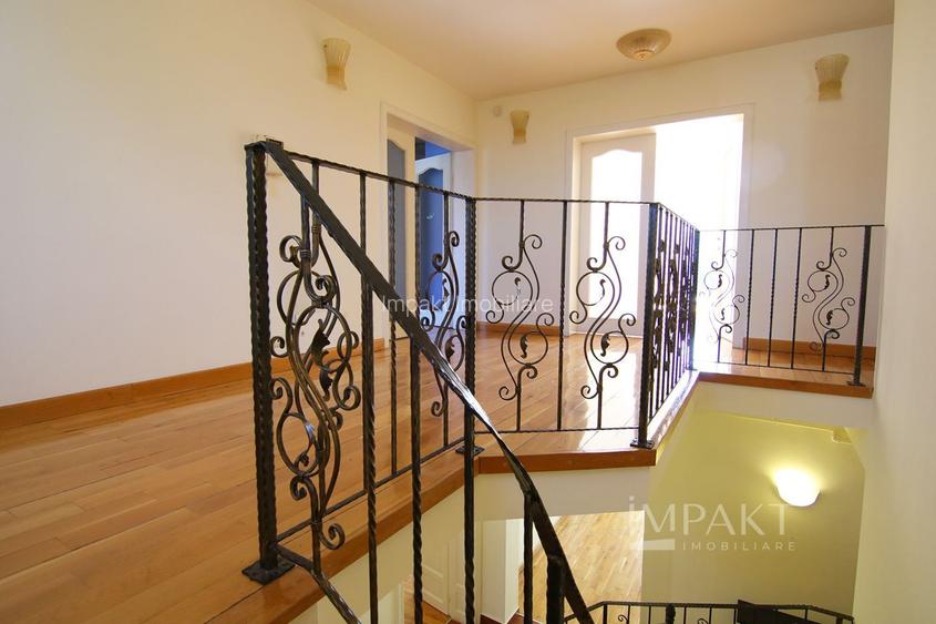 Casa individuala situata la 2 minute de Parcul Engels ! - 15