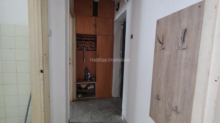 Apartament cu 3 camere, etaj 2/4, 40 mp,  zona Gheorgheni - 5