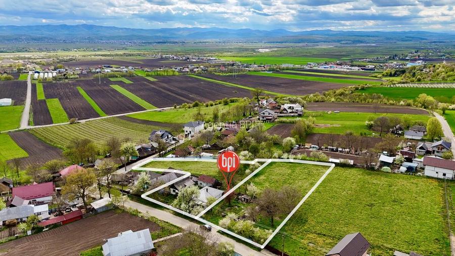 SE VINDE Gospodarie traditionala + Teren construibil cu bransamente la utilitati - 10