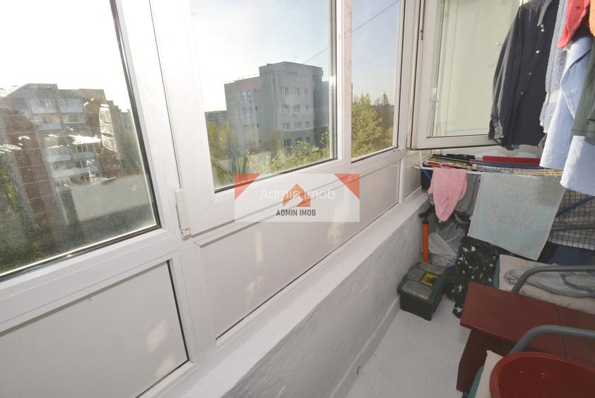 3 Camere, Raul Doamnei, Et.9/10 Drumul Taberei - Valea Calugareasca - 9
