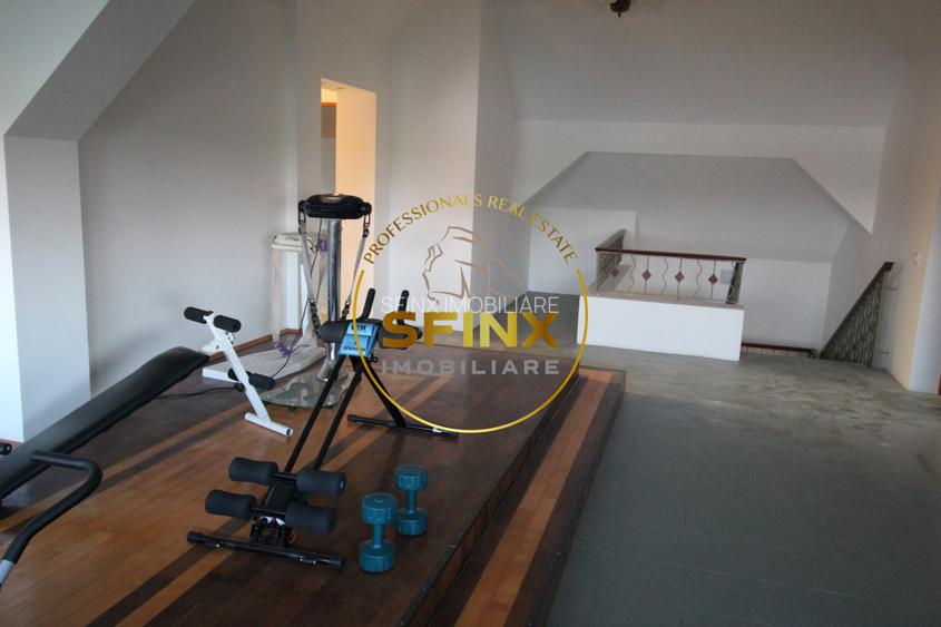 Vila impunatoare cu iesire la lac, Peris  - 13