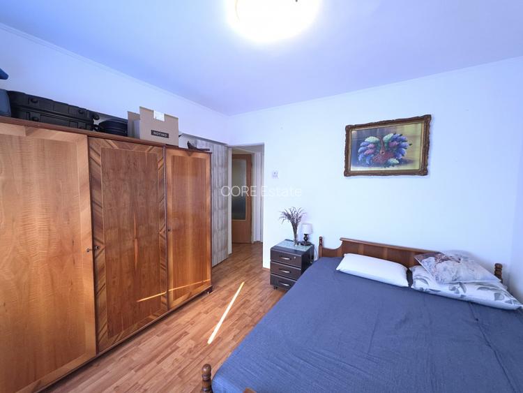 De vanzare 4 camere Ale Huedin 1, cu loc de parcare si centrala proprie - 24