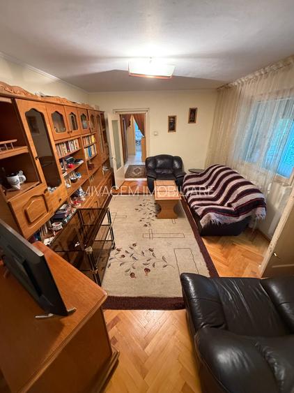 Apartament 3 camere Brazda-Baba Novac, 1/4, centrala termica, 2 bai - 7