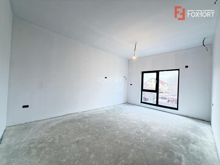 Casa individuala cu 5 camere de vanzare in Dumbravita - 12