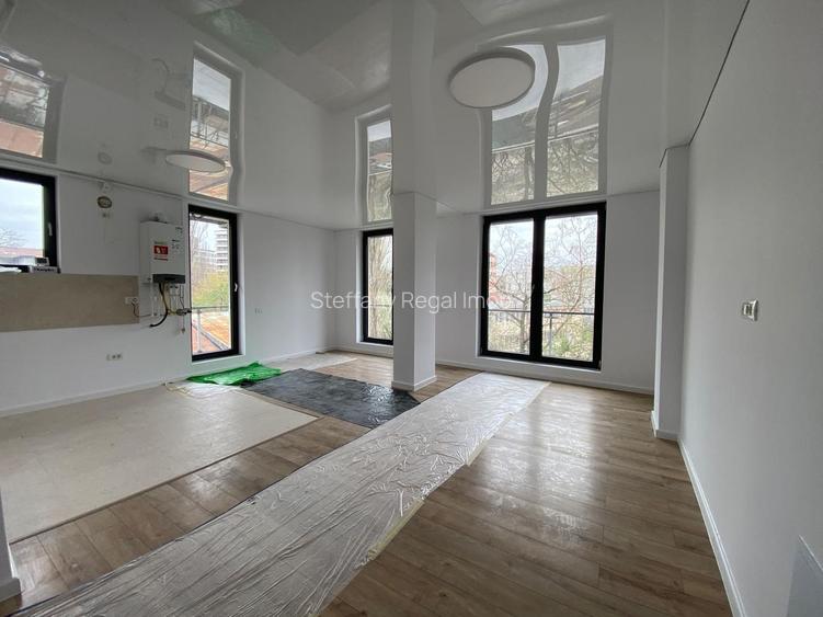 Apartament tip penthouse 4 camere de Vanzare Crangasi - 2