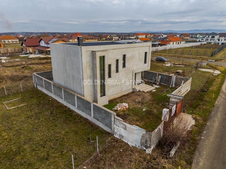 Vila noua la gri, design deosebit, 4 camere, Fantanele - 2