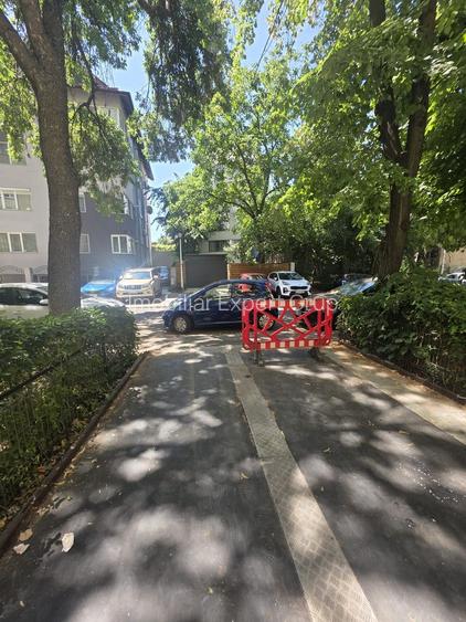 Piata Victoriei 638 mp vitrina 18 m vizibilitate buna - 11