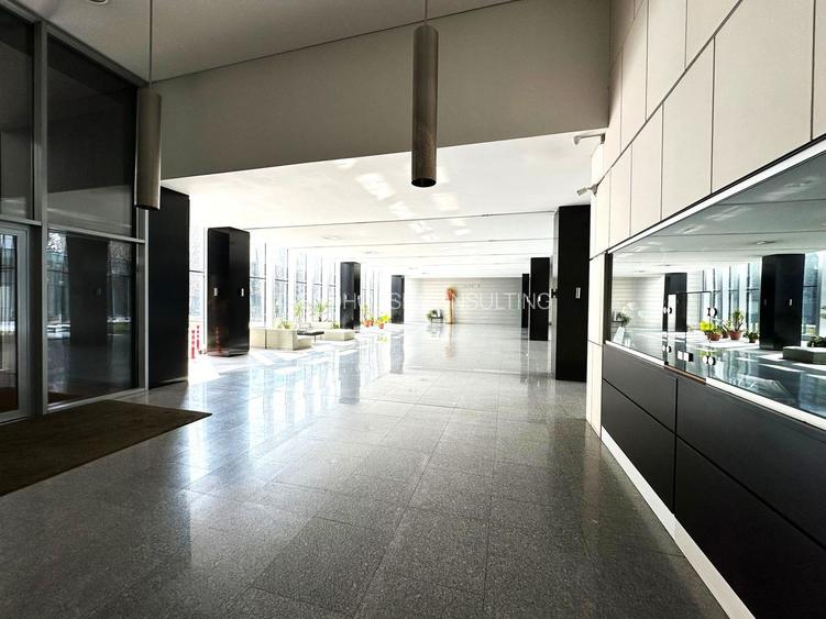 OPORTUNITATE!Complex Exclusivist - 5 Camere -162 mp, Parcare Subterana - 24