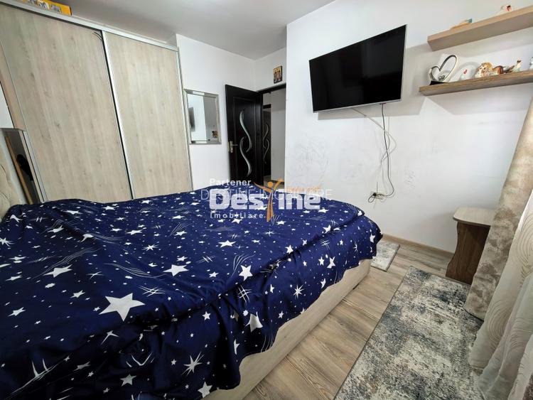 Comision 0% - Apartament 2 camere decomandat 49 mp et. 3 cu balcon si geam baie - 4