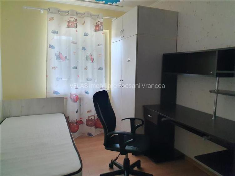 Apartament 3 camere, et 3, mobilat, zona Doi Stejari - 7