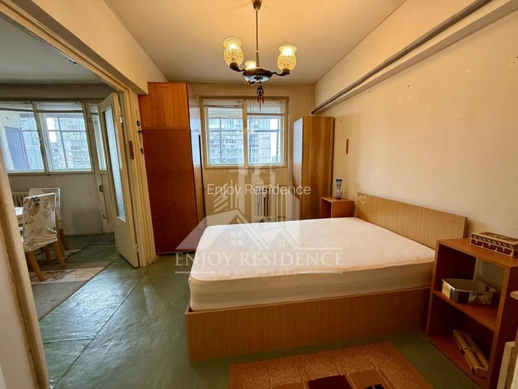 3 Camere circular | 6/10 | Metrou C-tin Brancusi la scara - 7