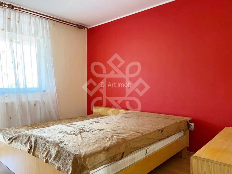 Vila de vanzare pe Malul Crisului, strada Facliei Oradea - 14