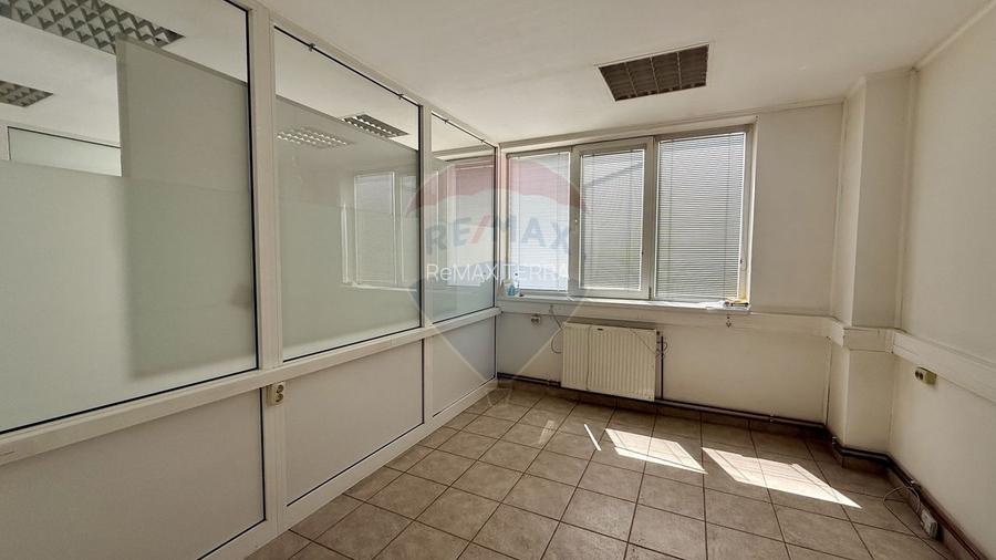 Spațiu industrial de 1,650mp de închiriat - 12