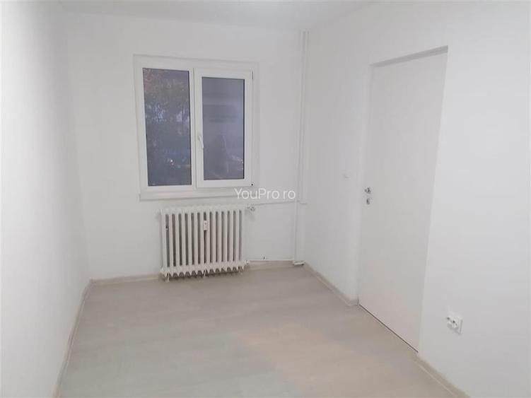 Parter Renovat 2 camere Bulevardul Cetatii - 15