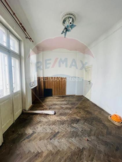 Casă / Vilă Piata Unirii - 2