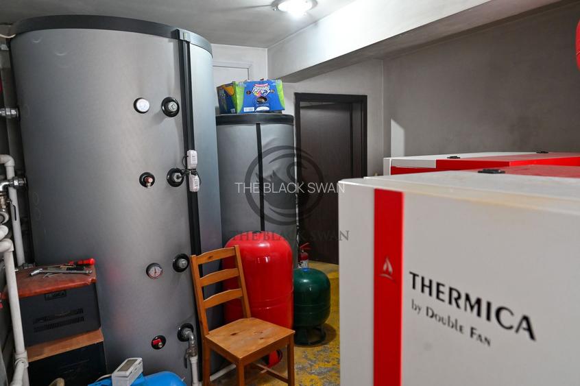 Pensiune la cheie de vanzare | 10 camere | Sacele, Brasov |Comision 0% - 33