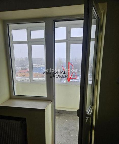 3 camere - 2 bai, 2 balcoane, centrala termica si boxa - Bd Ferdinand Parcul Ozo - 3