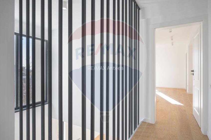 Vilă superba Cernica | vedere la padure si lac | finisaje moderne - 16