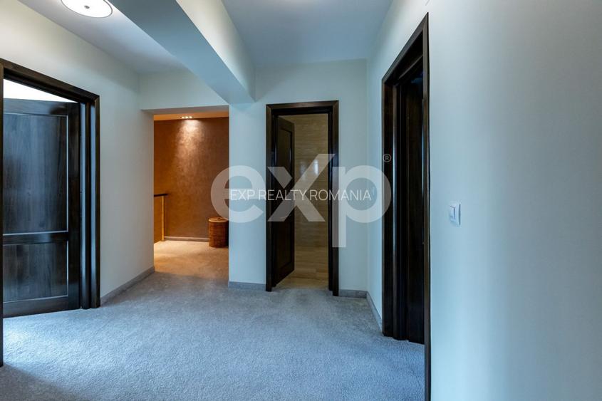 Casă/Vilă duplex cu 5 camere de vânzare, strada 9 Mai- zona Centrală - 16