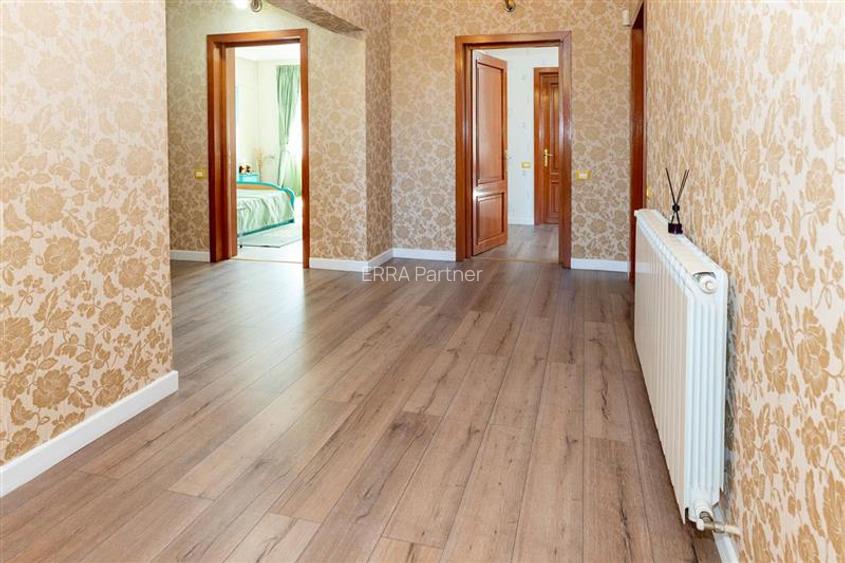 Vila cu piscina.Iancu Nicolae. Exclusivitate. - 9