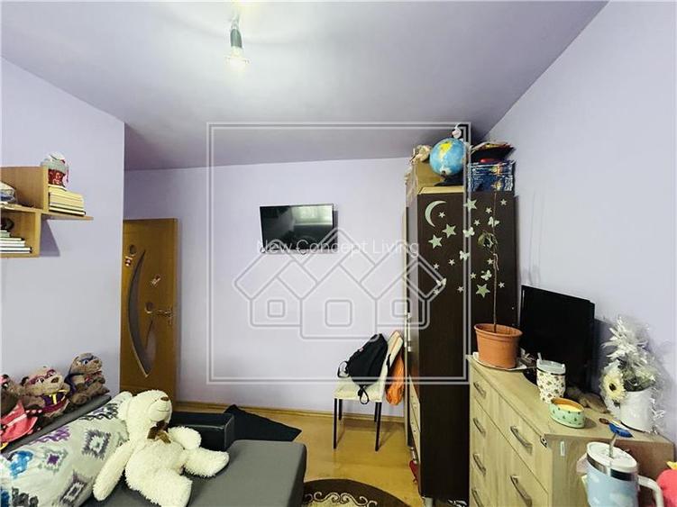 Apartament de vanzare in Sibiu - 3 camere, balcon - Zona Gusterita - 14