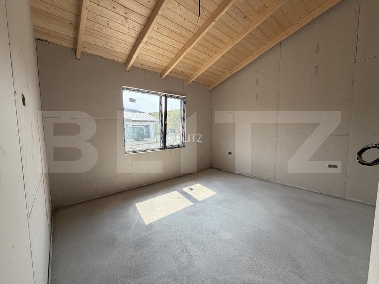 Casa 3 camere, teren de 800 mp, zona Fetindia - 7