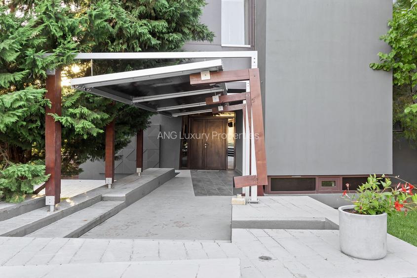 Vila Exclusivistă cu Deschidere la Lac, Piscină și Garaj pentru Barcă în Snagov - 17