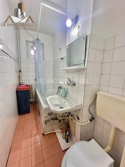 Apartament cu 2 camere- etaj 2 -zona Sagului - 6