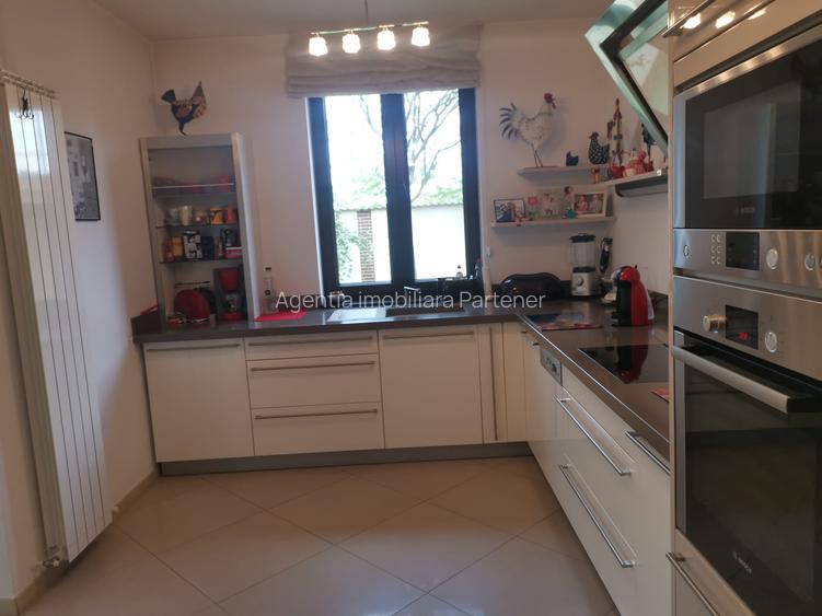 casa/vila P+1+M , STEFANESTI, teren 749 mp, finisaje superioare, mobilata - 17