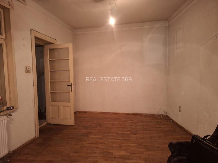 URGENT!, TEREN IN PROPRIETAE, RENOVATA IN 1996, NEGOCIABIL - 6