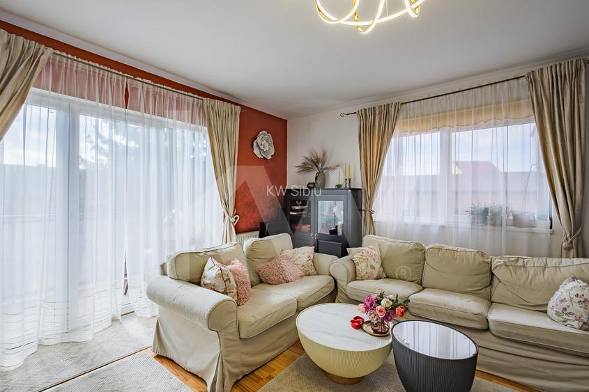 Apartament 3 camere - Etaj 1 - str. Lupeni - mobilat si utilat - 4