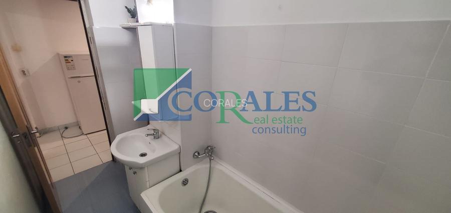 Zona Dacia. 2 camere. La parter.  Disponibil imediat. - 9