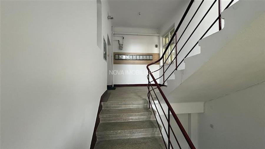 Apartament pretabil birouri, cabinete - 12