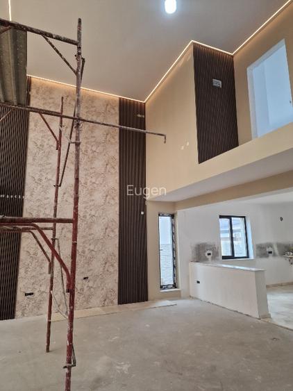 Vilă deosebită într-un complex de 40 vile închis cu porți culisante  - 15