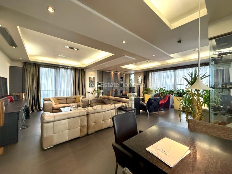 Penthouse unic- British School si UNATC- vedere panoramica spre zona de case - 7