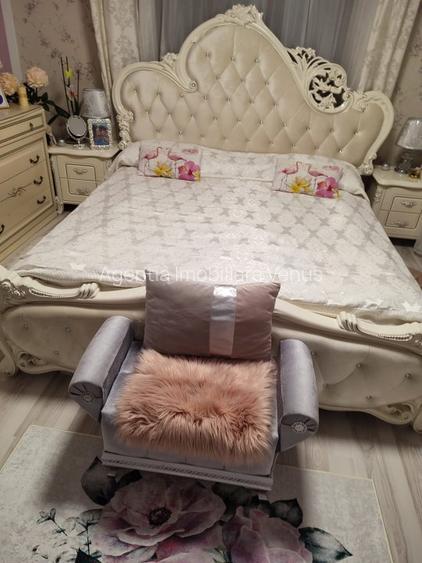 Casa noua cu suprafete generoase in oras - 2